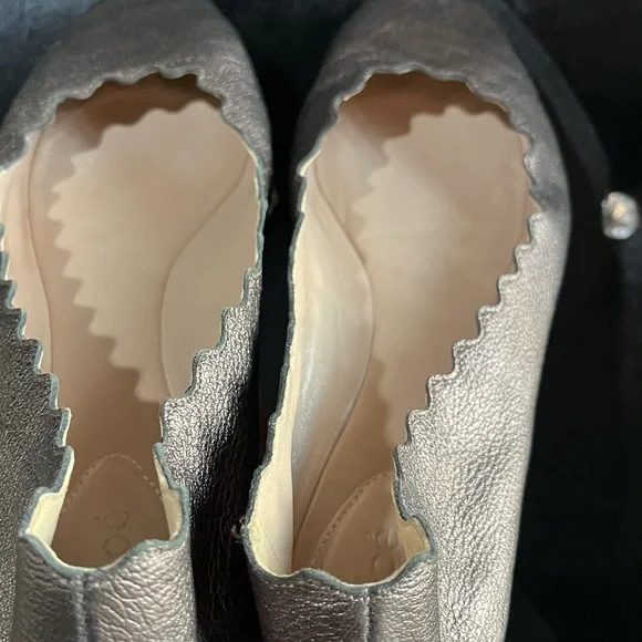 Chloe Shimmering Silver Scalloped Flats - Picture 3 of 14